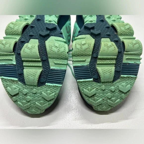 On Running Venture Women'sAthletic Shoes size 8.5 - Picture 7 of 9